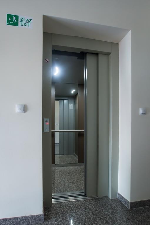 Jelena Apartment Doboj Eksteriør billede